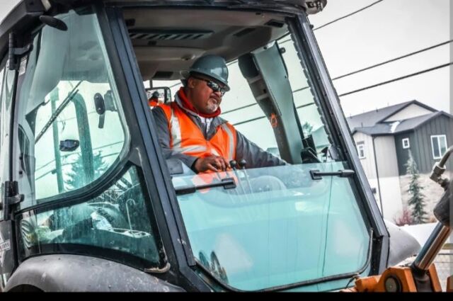 You have many options when it comes to choosing the type of job you will do, or career path you will take. Whether you’re just starting out or looking to change paths, take some time to explore construction and all it has to offer, particularly at a family-owned company. 

While there are other jobs that you can do without the college requirement, few will offer the advantages of a career in the construction industry. Add to that the benefits of working with a family-owned construction company and you will find that you can build a career you can be proud of—and one that pays the bills—in construction. 

Check out our latest blog to learn why. Link in bio.

#utahjobs #utahcareers #constructioncareer #diamondscompany #dsc #familybusiness #utahconstruction #webuildutah #undergroundutilities #naturalgaslines #heavyequipment #constructioncompany #ditchdiggers #bluecollarhumans #utah #steelineinstallation #plasticlineinstallation #enochsmithsonsco